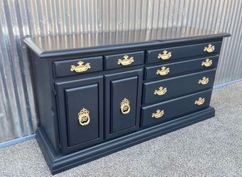 Beautifully Refinished Vintage Dresser – Solid Wood with Extra-Large Cabinet Space