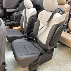 BRAND NEW LEATHER BUCKET SEATS WITH SEATBELTS 
