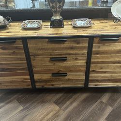 Dining Room Set