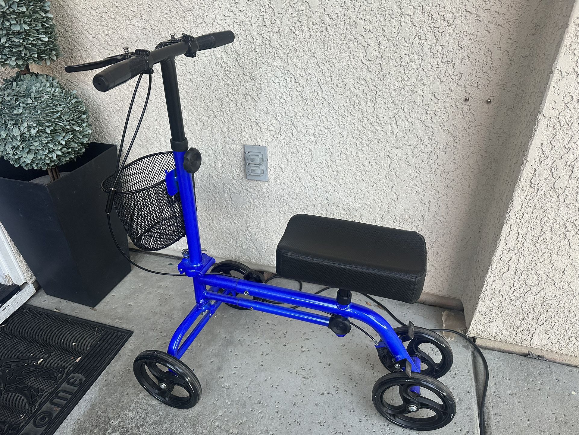 Knee Scooter