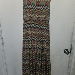 Like new womens Dress size s/m