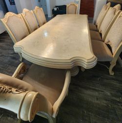 Dinning table