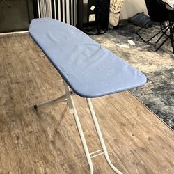 Ironing Table 