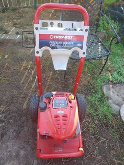 2550 psi pressure washer....If you are interested send me a message for more information.....