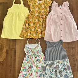 Cute Toddler Little Girls Dress Bundle Lot Size 4 4T 5 dresses total all in good condition and one is new with tags Size 4T Brands include H&M, T