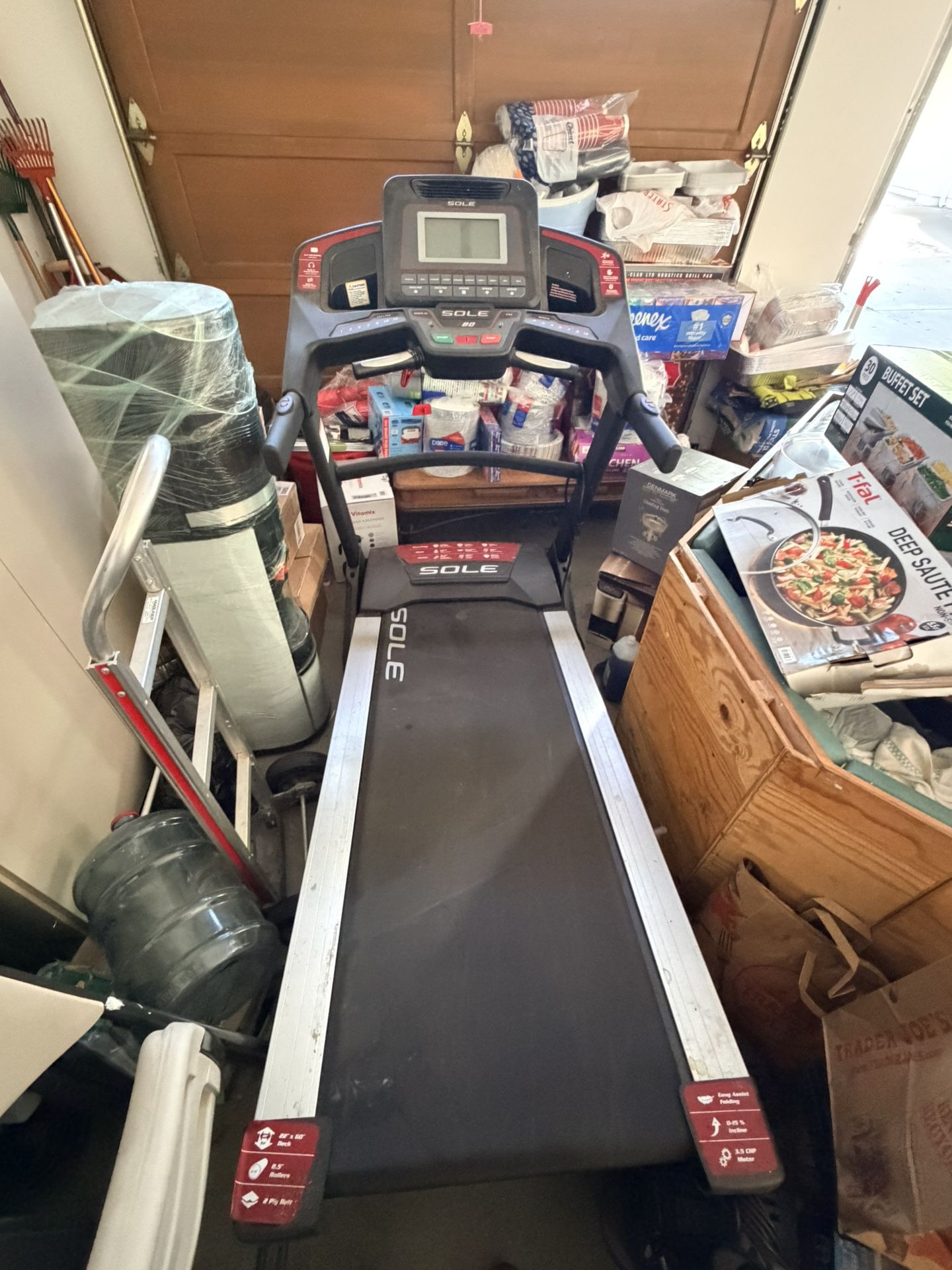 SOLE F80 Treadmill