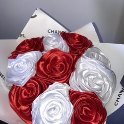 1 Ramo De 10 Rosas Eternas