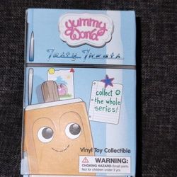 Yummy World Vinyl Figure