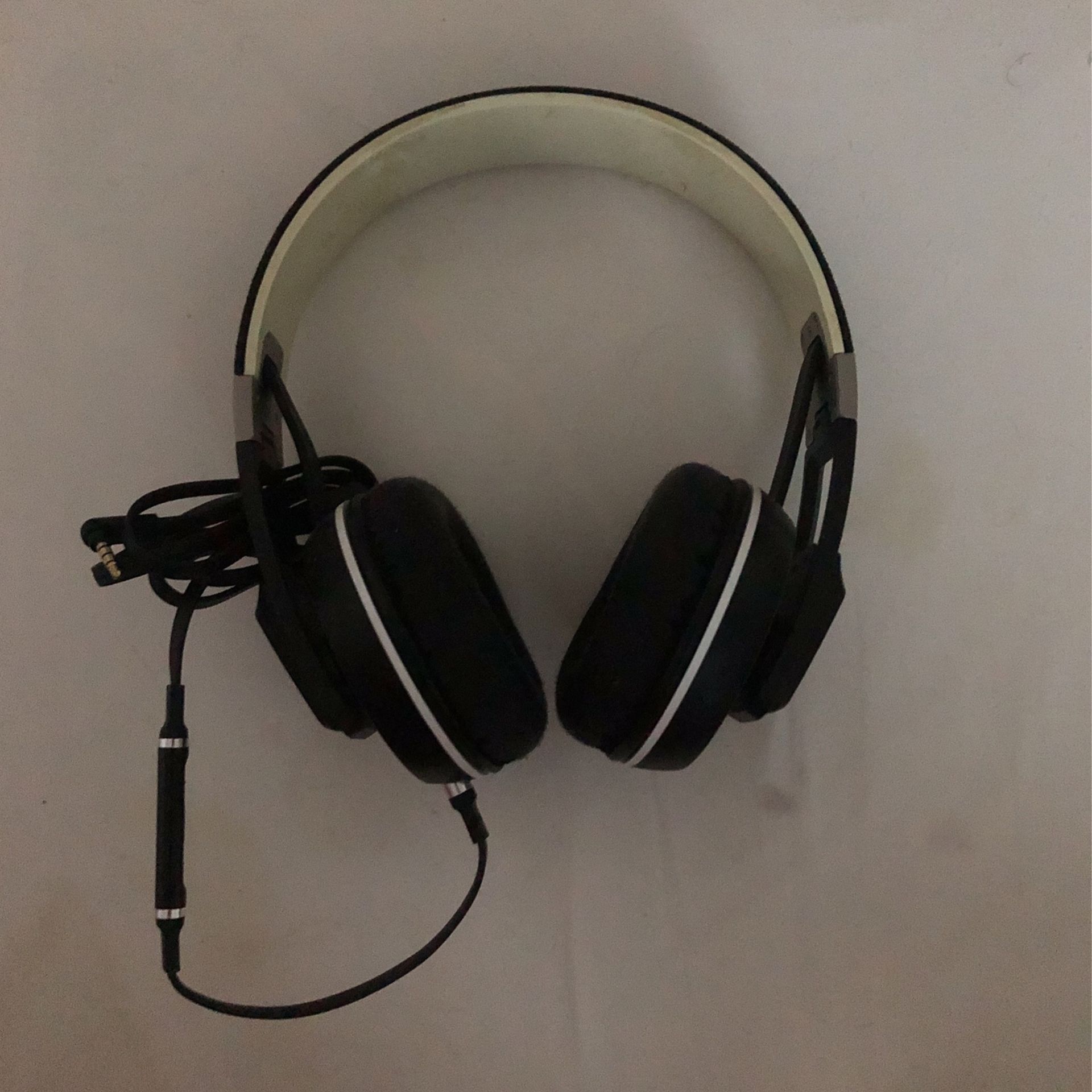 Sennheiser Urbanite Headphones
