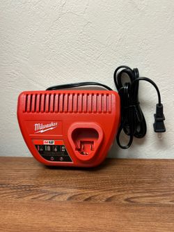 Milwaukee M12 Battery Charger Brand New