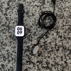 Nike Apple Watch 7 Series 44mm GPS