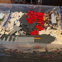 Create of lego and some figures