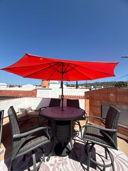 Outdoor Patio Dining Set – Table, 4 Chairs & Large Umbrella from Costco
