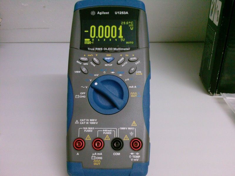 Agilent U1253A OLED multimeter