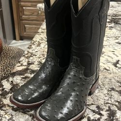 Botas