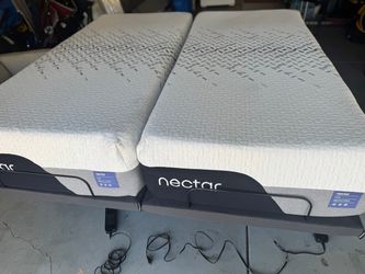 Like New Nectar Luxe Memory Foam Split King Mattress