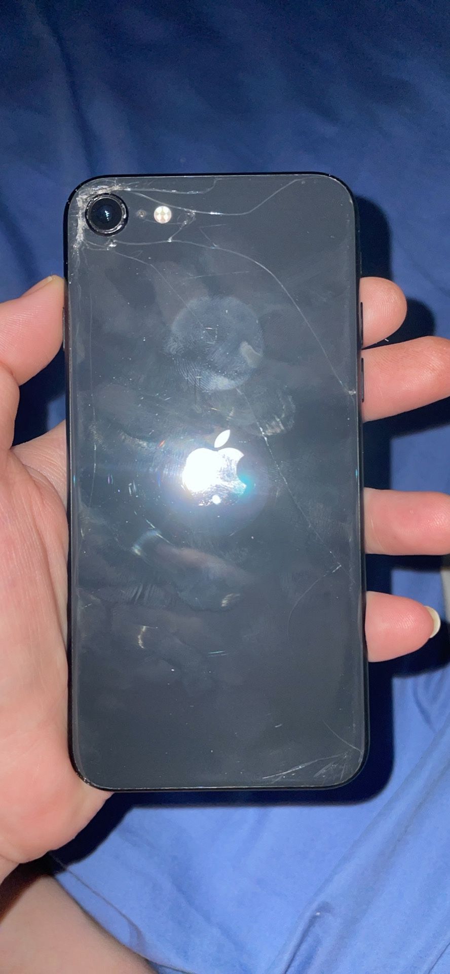 IPHONE SE UNLOCKED
