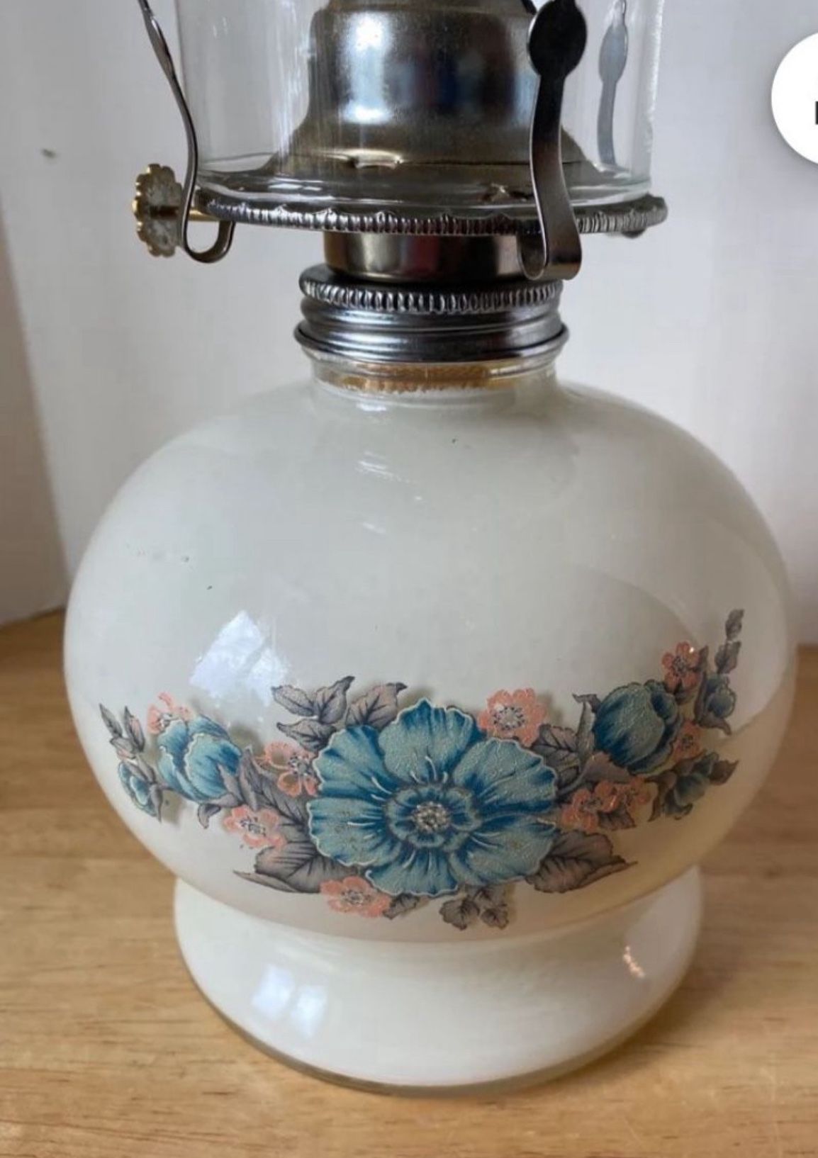 Floral painted glass oil lamp with chimney and wick