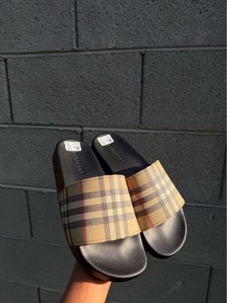 Burberry slides