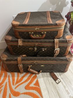 Vintage Louis Vuitton 3-Piece Monogram Luggage Set
