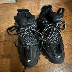 Balenciaga Tracks