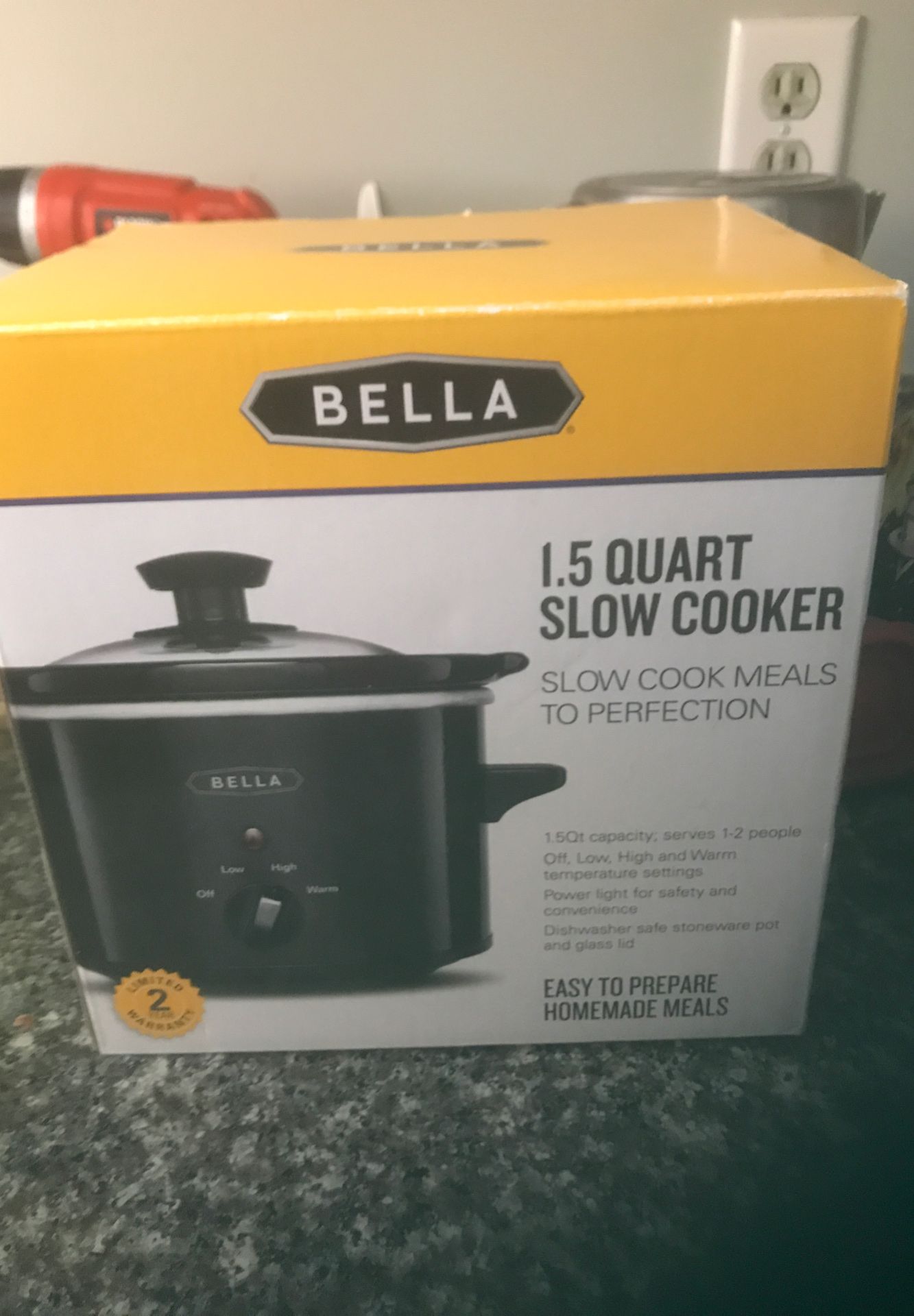 Slow cooker