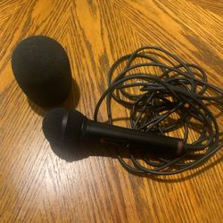 Microphone