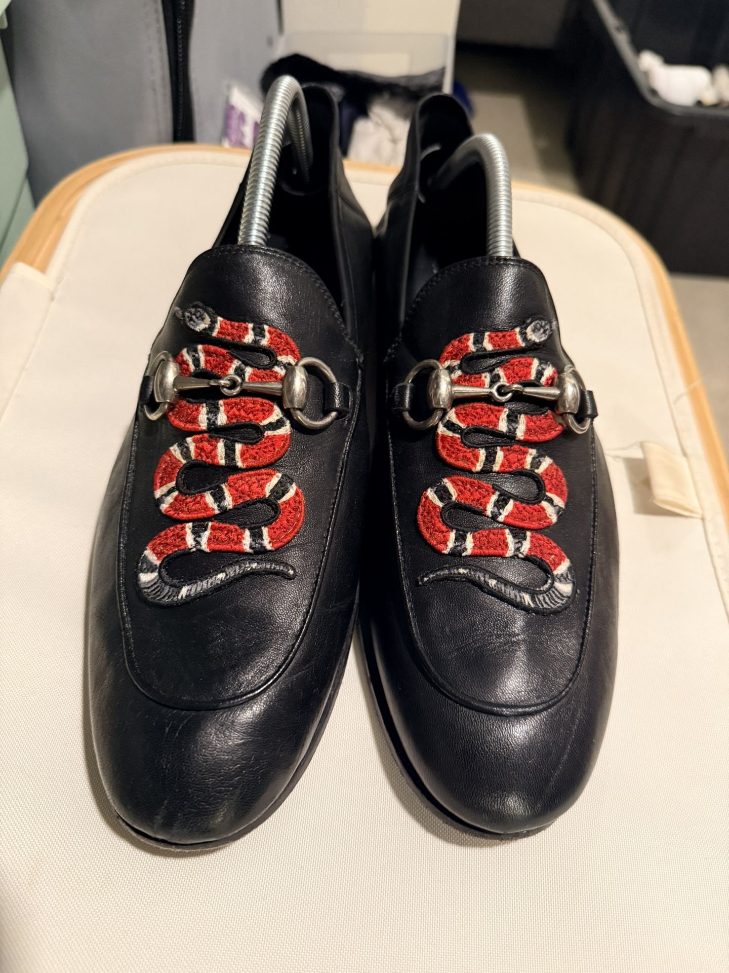 Gucci horsebit Snake Loafers Size 9