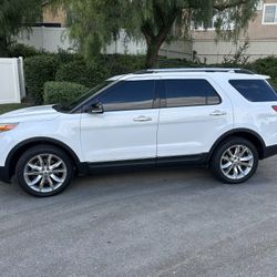 2015 Ford Explorer