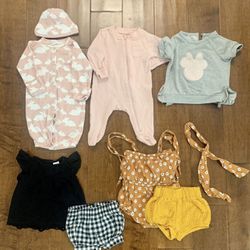 Baby girl lot sleeper gown soring Outfit sets 3 Month of adorable baby All are 3 months except the Old Navy sleeper