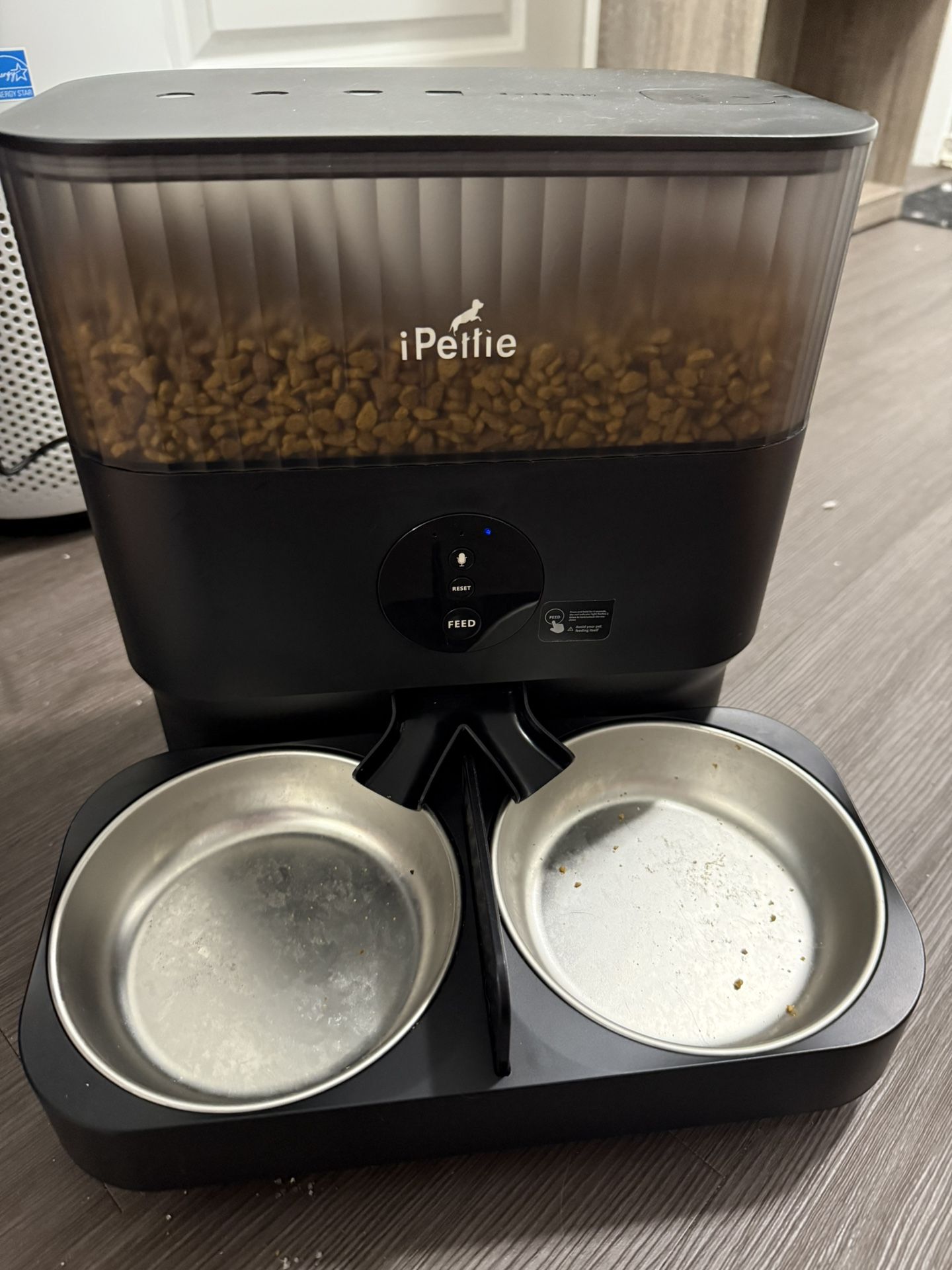 Smart Pet Feeder