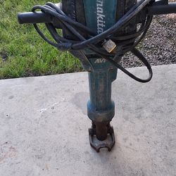 Makita jackhammer