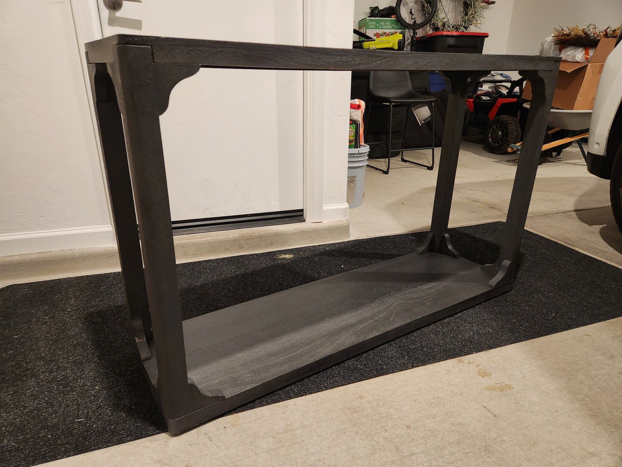 Entry Way Table