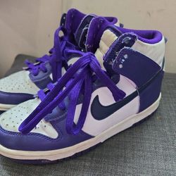 Nike Dunks High Top Sneakers