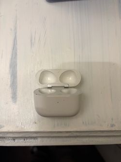 AirPods 4th gen replacement case