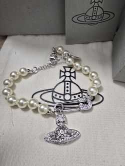 Vivienne Westwood Lucrece Pearl Bracelet Small hand NO Delivery NO Price Match