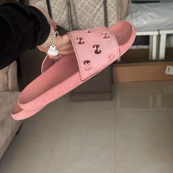 Gucci Slides 