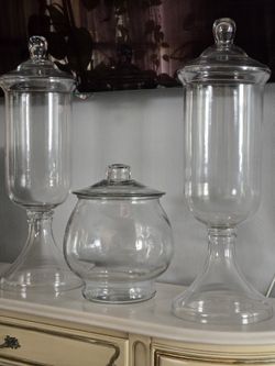 Glass Jars/Vaces/Candy Dishes