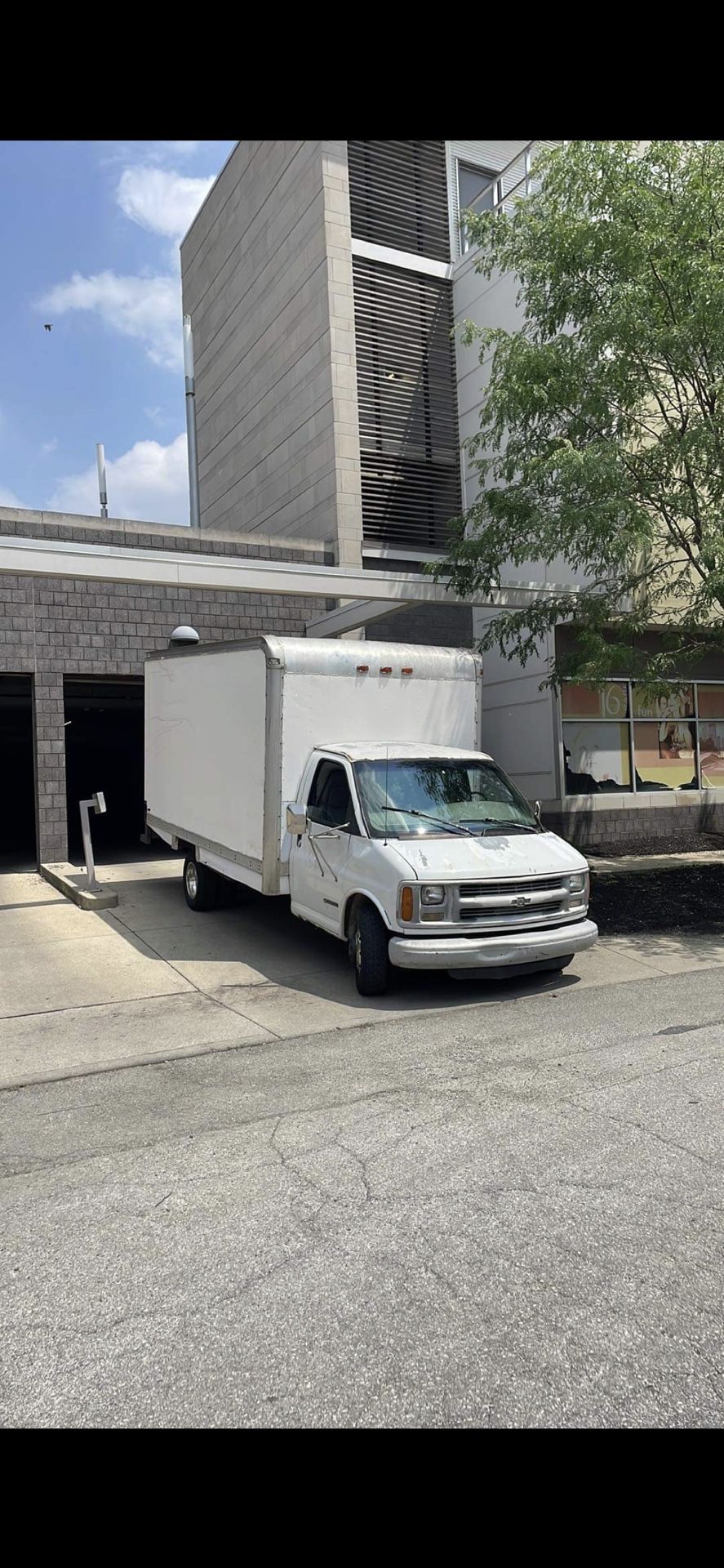 14 Foot Box Truck