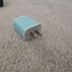 Fast Charging USB Wall Charger (10-20W) – 3-Port