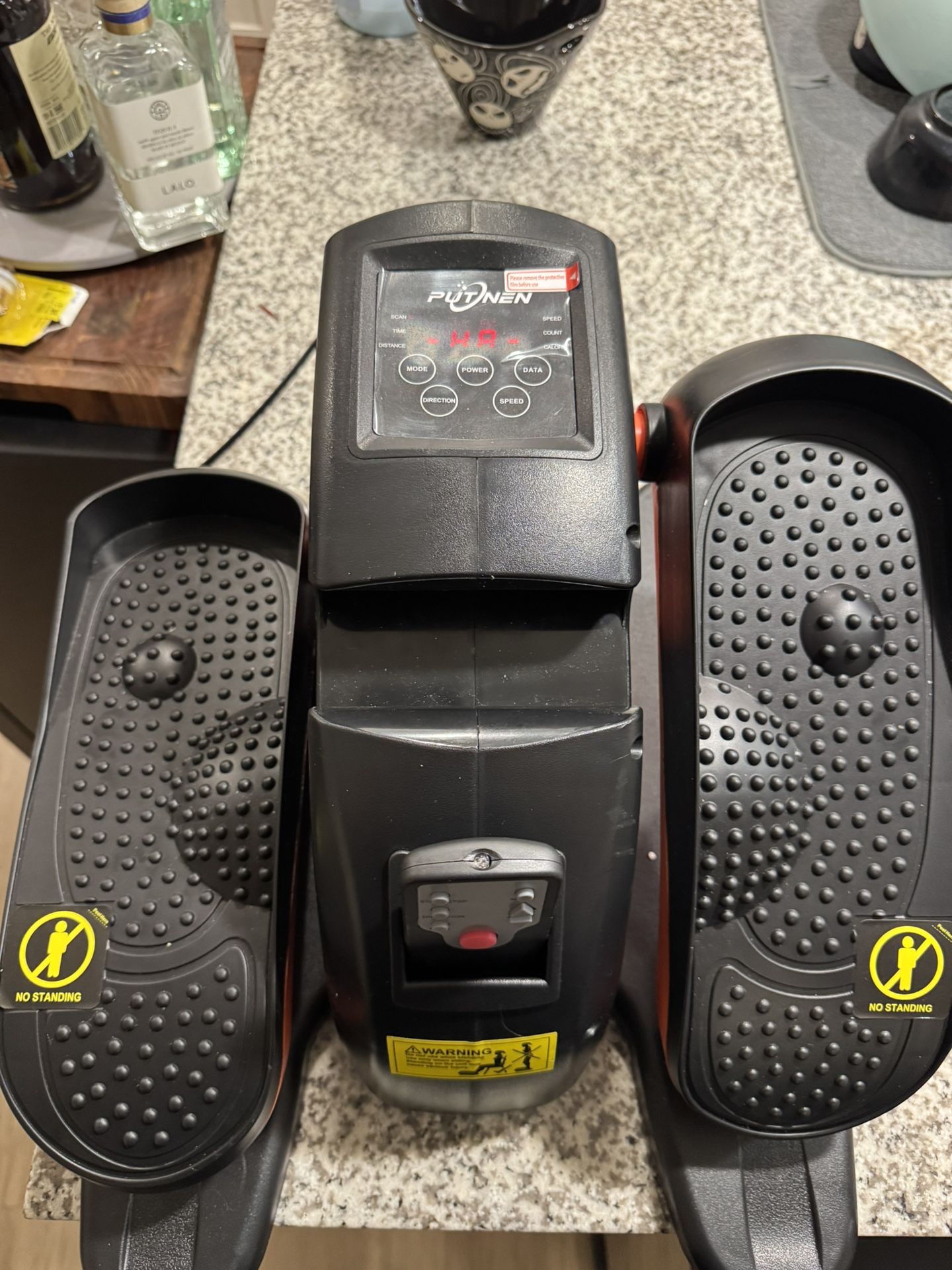 Putnen Elliptical Machine Trainer