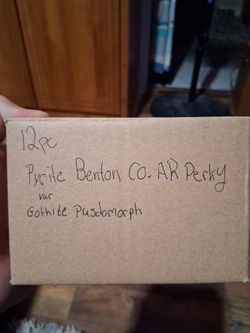 12 pc perky boxes lot ( gotheite after pyrtie)