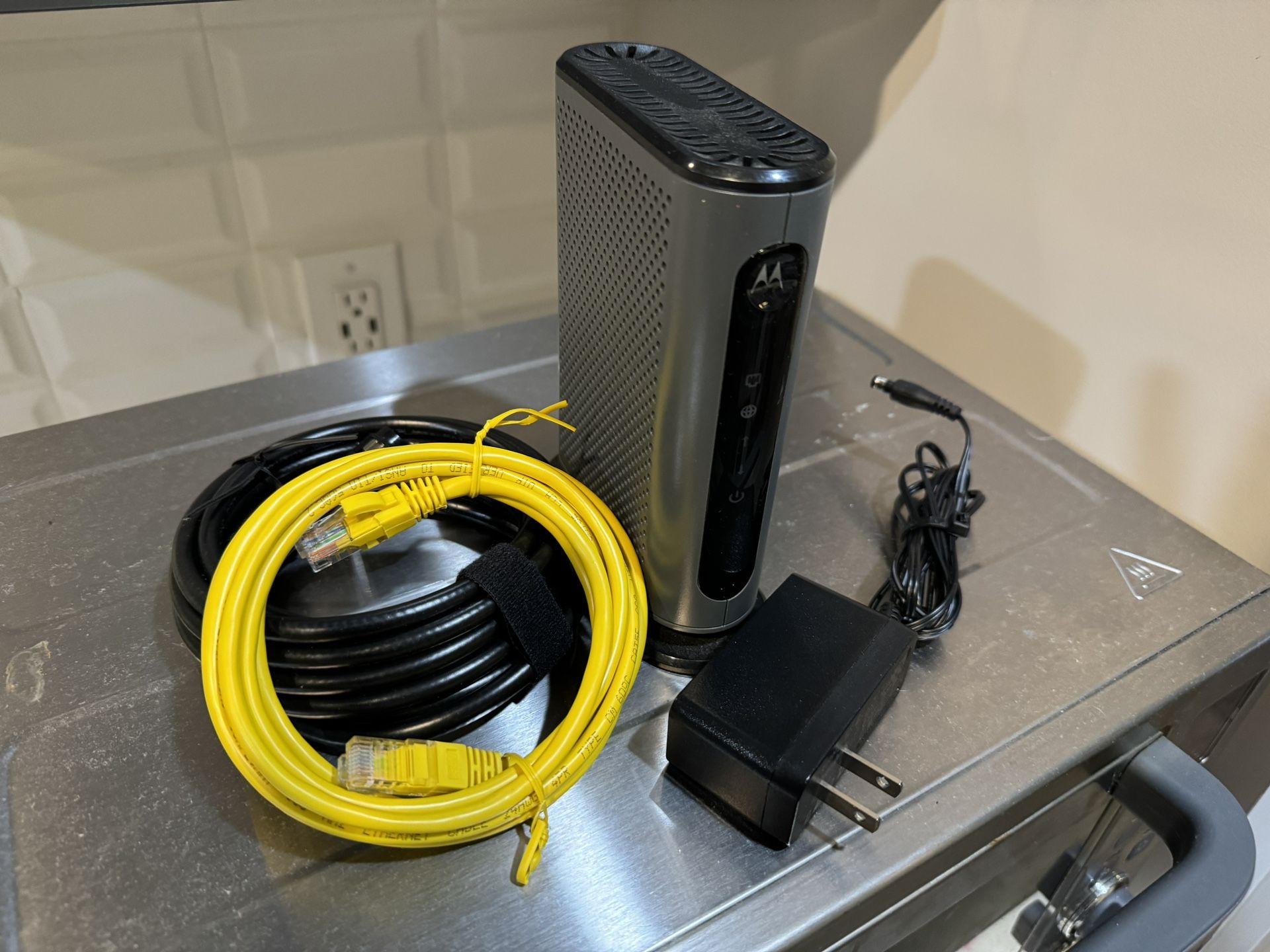 Motorola MB7420 Modem