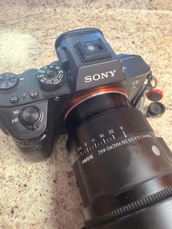Sony a7riii with sigma 105 macro
