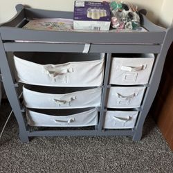 changing table with drawers 
