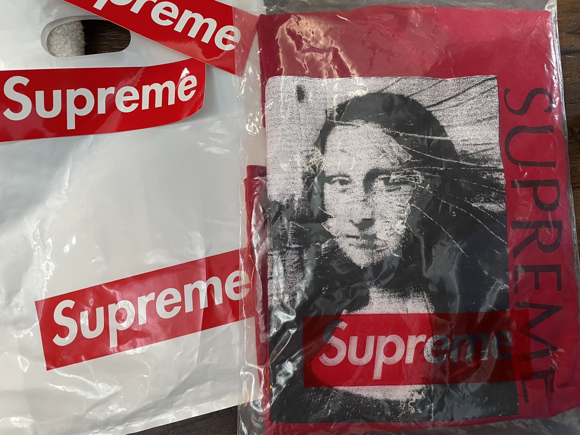 Supreme Summer 2018 Mona Lisa Tee *Medium