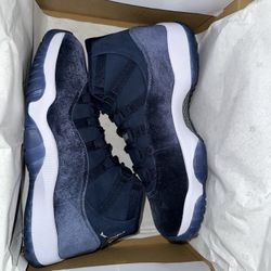 DS Jordan 11 men’s size 5.5 And 9.5