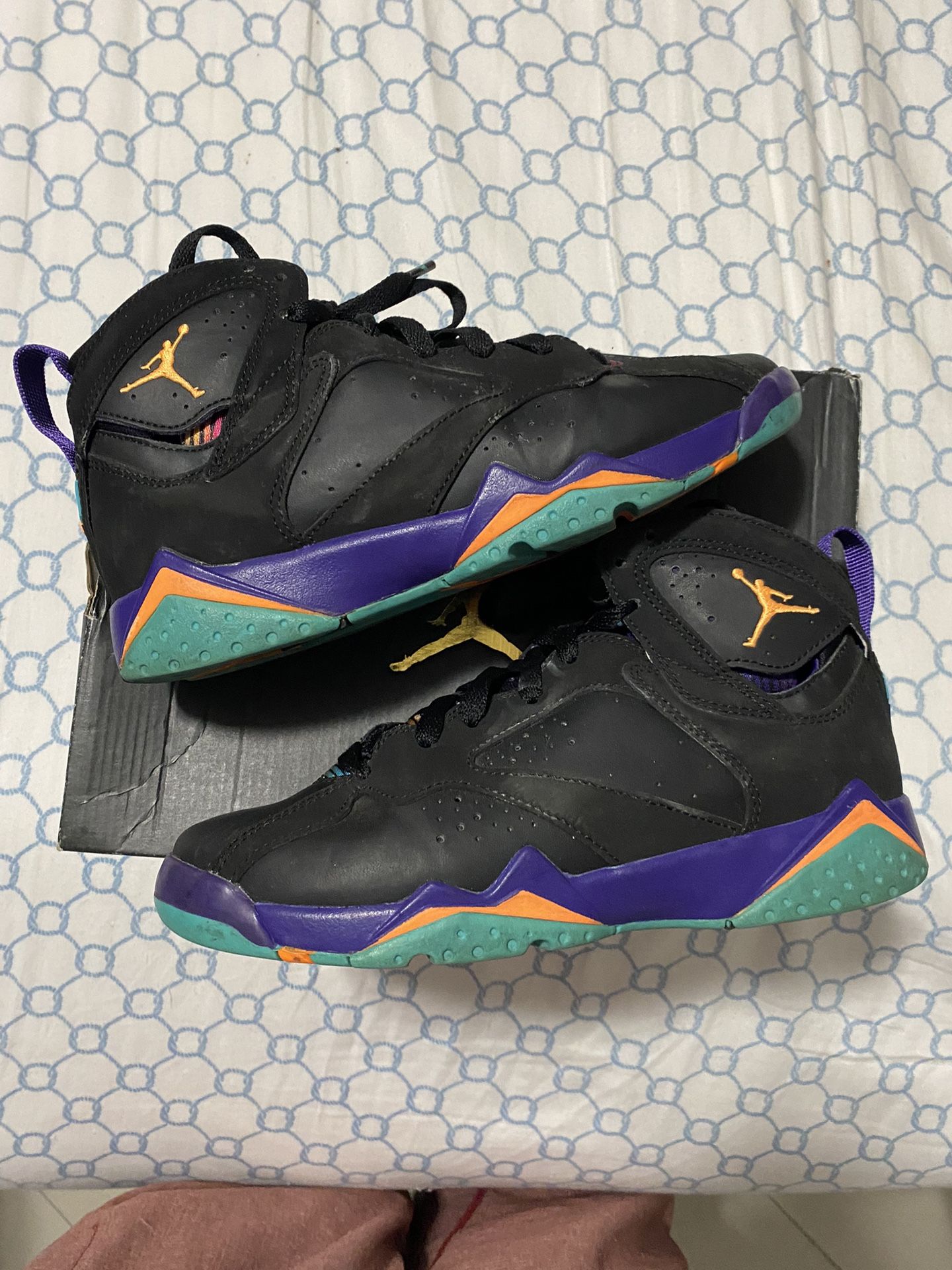 Jordan Retro 7 30th GG LOLA BUNNY SIZE 5.5