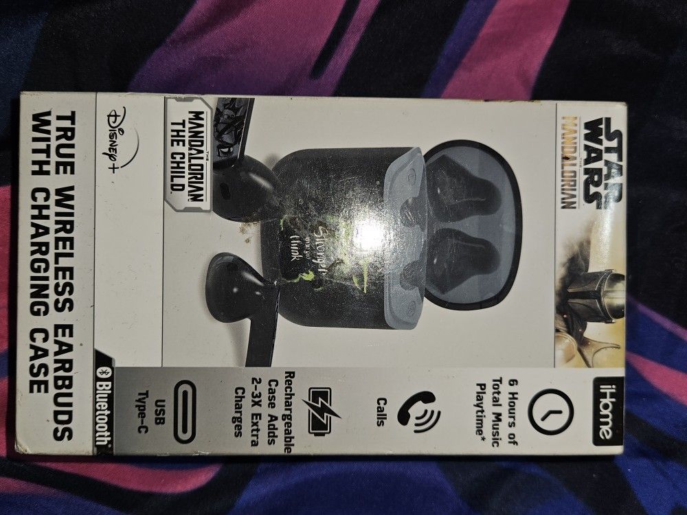 IHome Star Wars Bluetooth Earbuds With Case