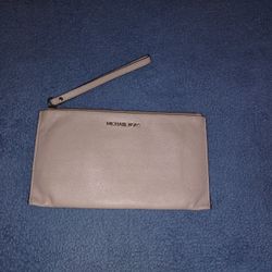 Micheal Kors Light Pail  Pink Leather Clutch Bag